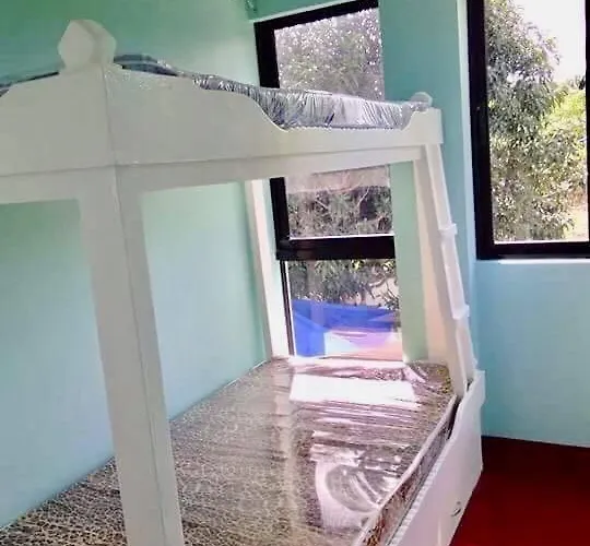 Bed & Breakfast Lucenas Near Maravilla White Maraat