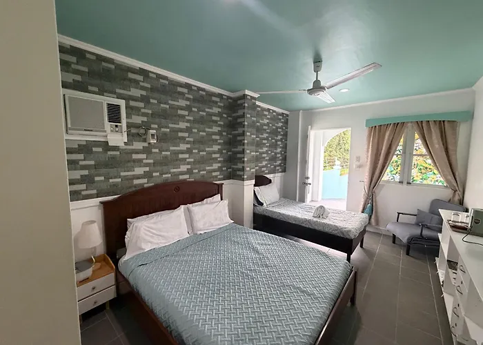 Lucenas Near Maravilla White Bed & Breakfast Maraat